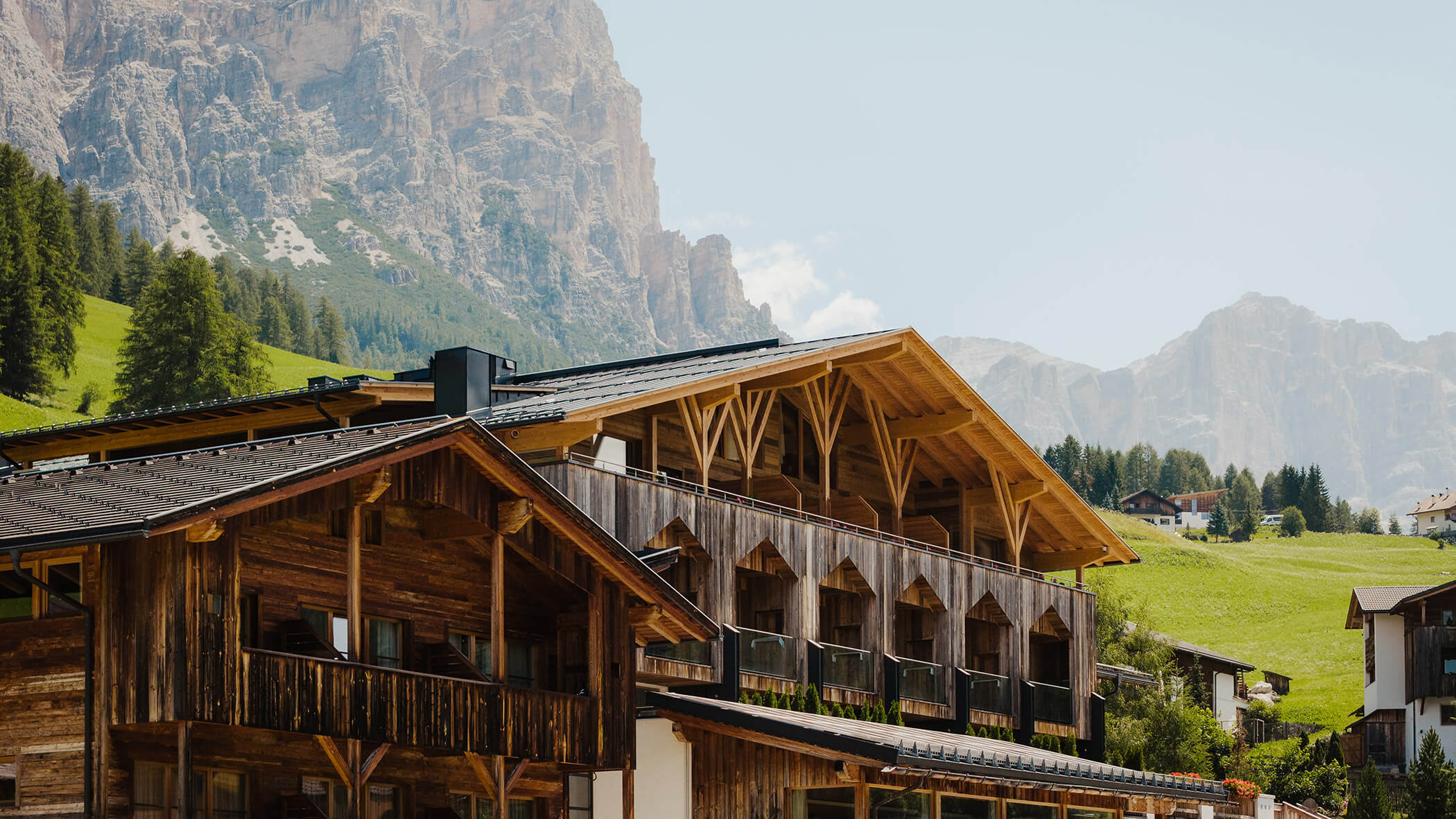 Hotel Störes con vista sulle montagne