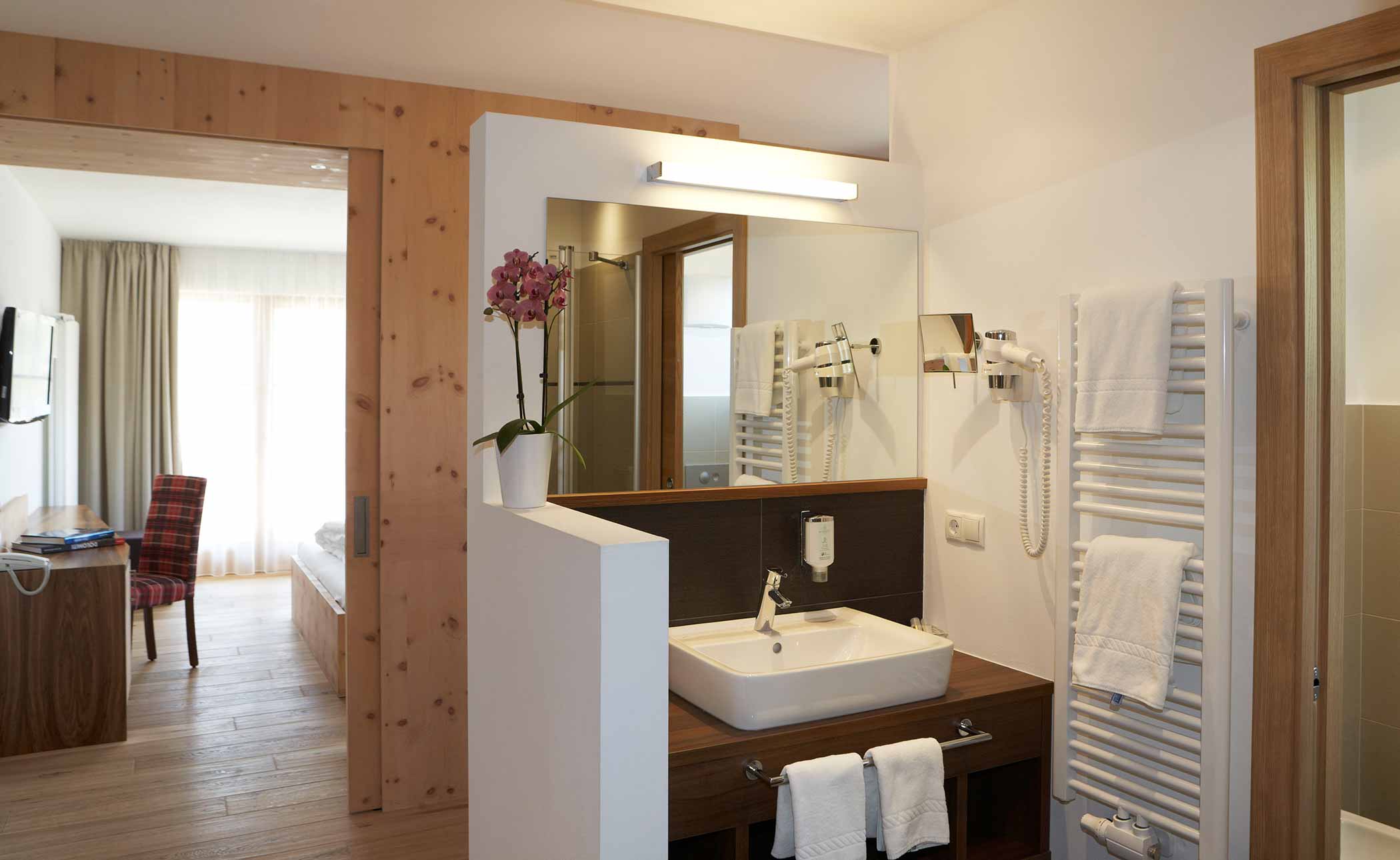 Deluxe Zimmer Ega - Zimmer | Hotel Störes