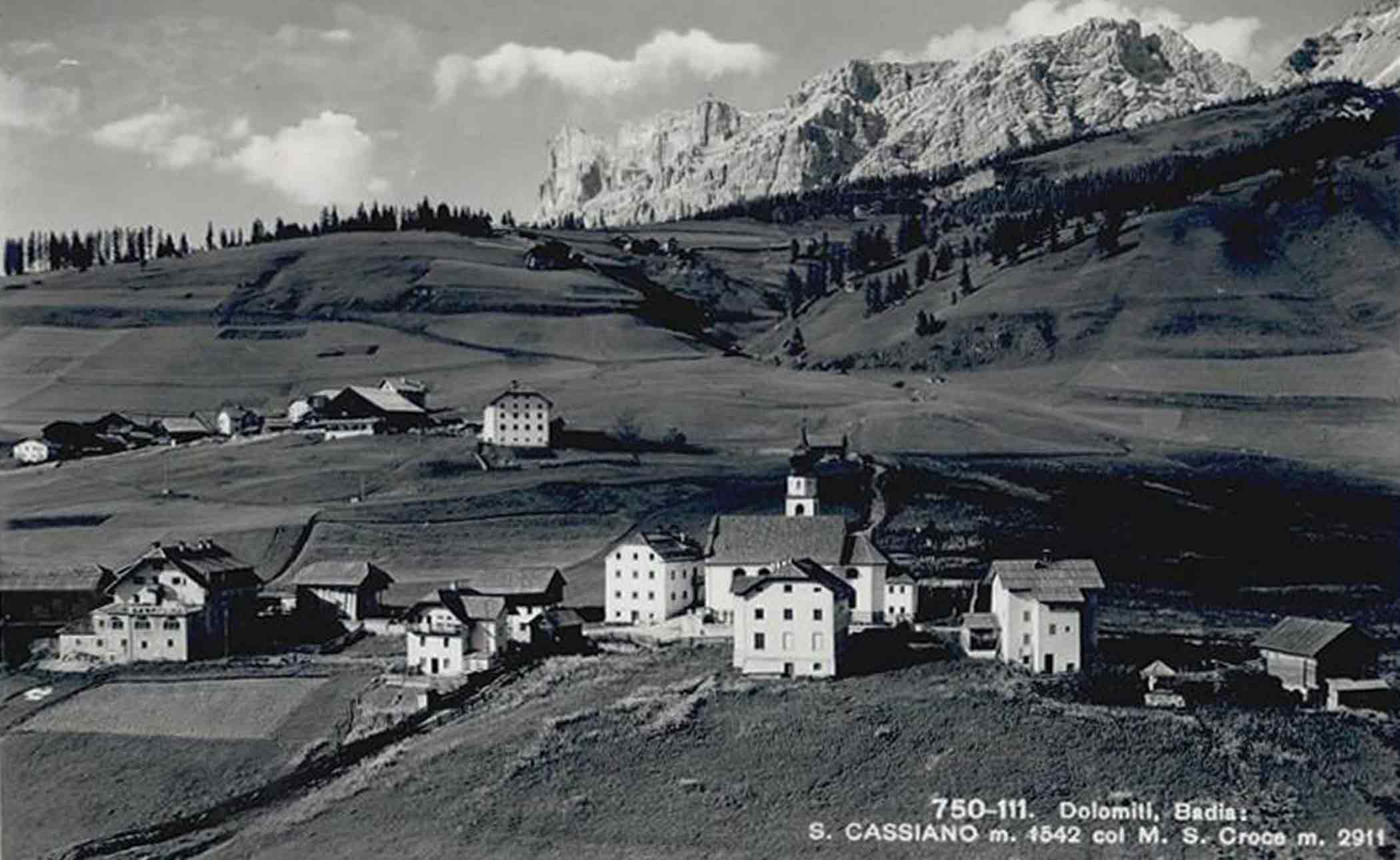 Geschichte - Gadertal | Hotel Störes