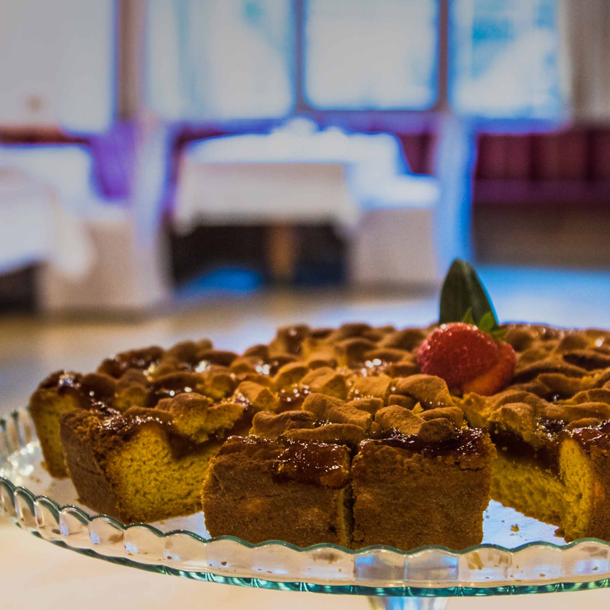 Close-up of strawberry cake | Hotel Störes
